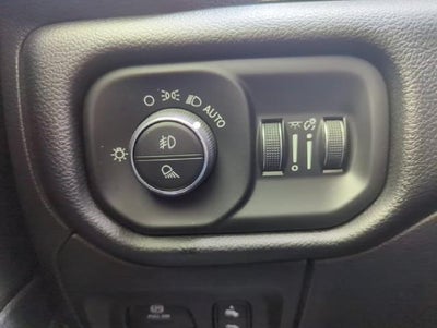 2021 RAM 1500 Laramie 4x4 Crew Cab 5'7" Box