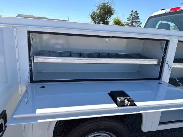 2026 Ford Super Duty F-250 SRW XL 4WD Reg Cab 8' Box