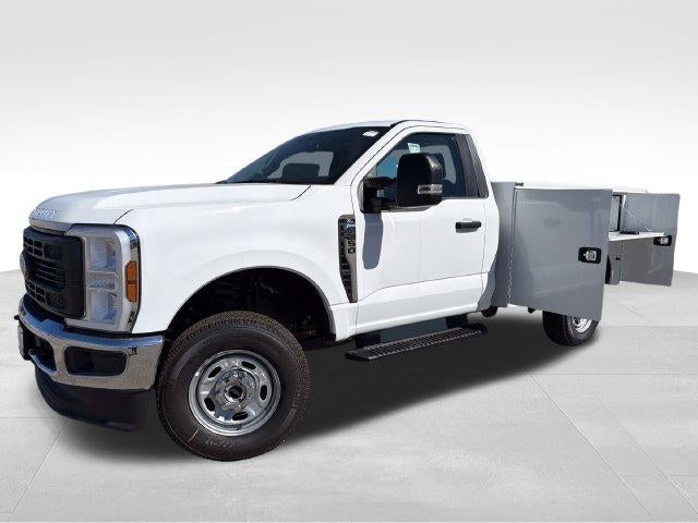 2026 Ford Super Duty F-250 SRW XL 4WD Reg Cab 8' Box