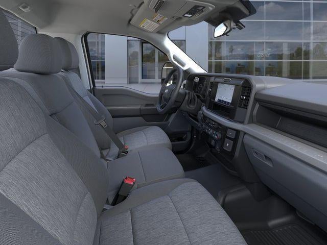 2026 Ford Super Duty F-350 DRW XL 4WD Reg Cab 169" WB 84" CA