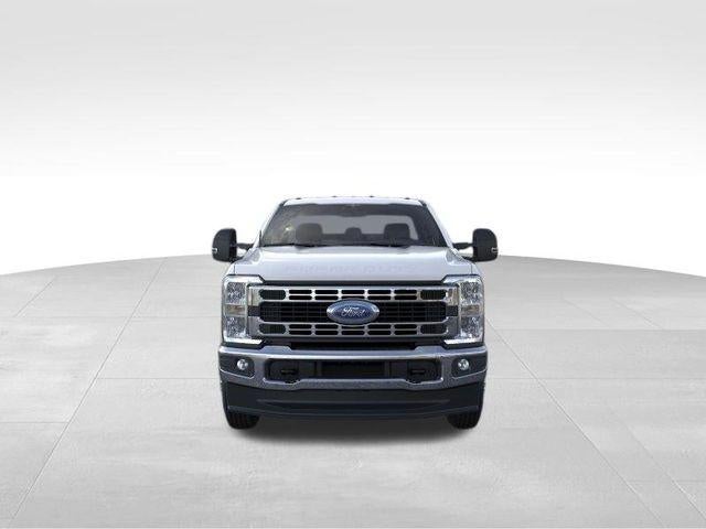 2026 Ford Super Duty F-350 DRW XL 4WD Reg Cab 169" WB 84" CA