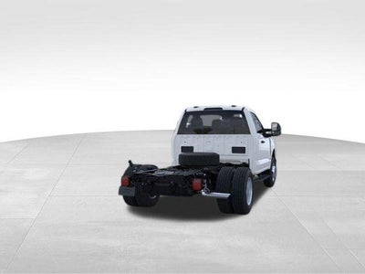 2026 Ford Super Duty F-350 DRW XL 4WD Reg Cab 169" WB 84" CA