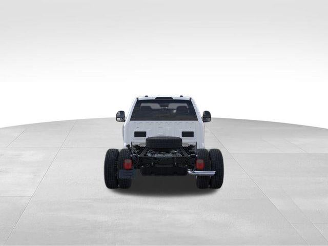 2026 Ford Super Duty F-350 DRW XL 4WD Reg Cab 169" WB 84" CA