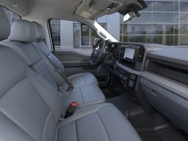 2026 Ford Super Duty F-350 DRW XL 4WD Reg Cab 169" WB 84" CA