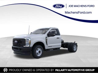 2026 Ford Super Duty F-350 DRW XL 4WD Reg Cab 169" WB 84" CA