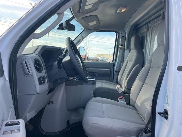 2026 Ford E-Series Cutaway E-350 SRW 138" WB