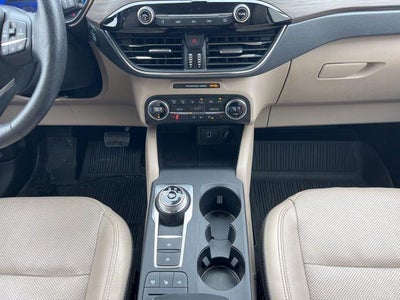 2020 Ford Escape Titanium Hybrid FWD