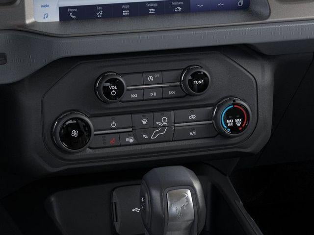 2025 Ford Bronco Base 4 Door 4x4