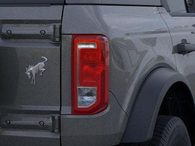 2025 Ford Bronco Base 4 Door 4x4