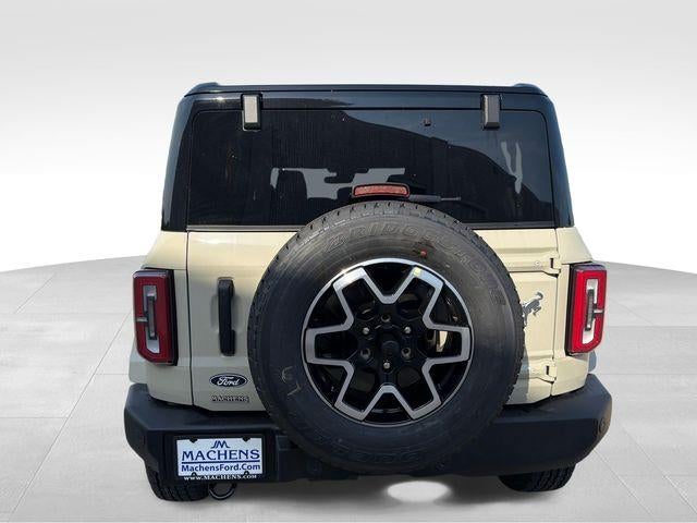 2026 Ford Bronco Outer Banks 4 Door 4x4