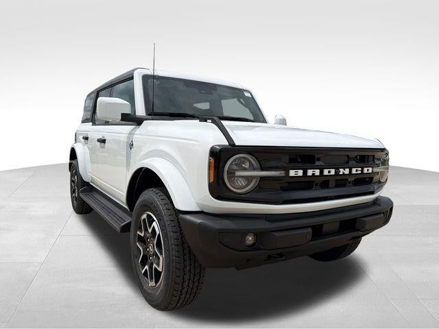 2026 Ford Bronco Outer Banks 4 Door 4x4