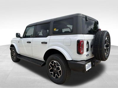 2026 Ford Bronco Outer Banks 4 Door 4x4