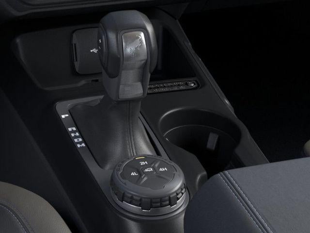 2025 Ford Bronco Outer Banks 4 Door 4x4