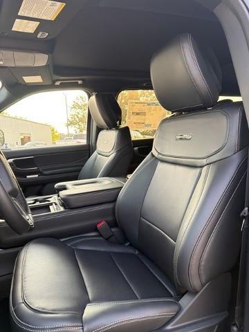 2027 Ford Expedition Max Platinum 4x4