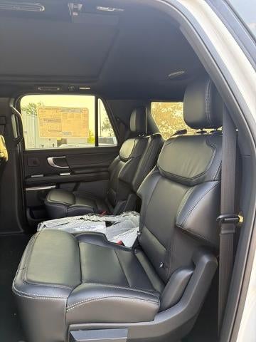 2027 Ford Expedition Max Platinum 4x4