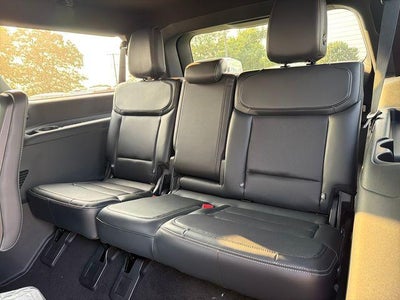 2027 Ford Expedition Max Platinum 4x4