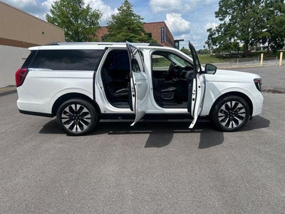 2026 Ford Expedition Max Platinum 4x4