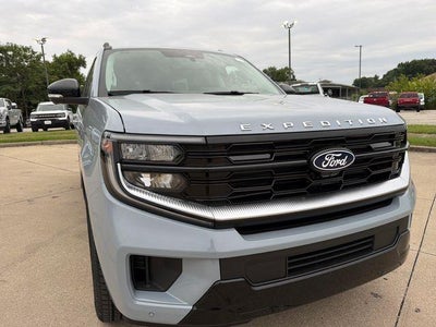 2027 Ford Expedition Max Platinum 4x4