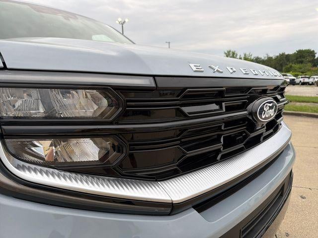2027 Ford Expedition Max Platinum 4x4
