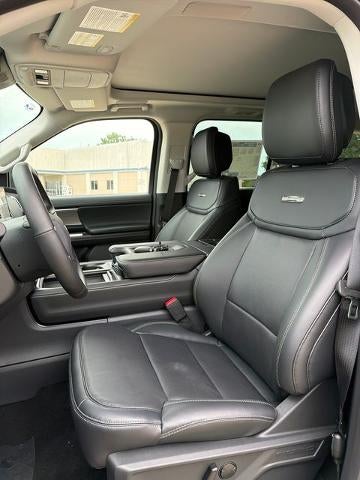 2027 Ford Expedition Max Platinum 4x4