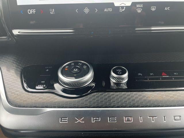 2026 Ford Expedition Max Platinum 4x4