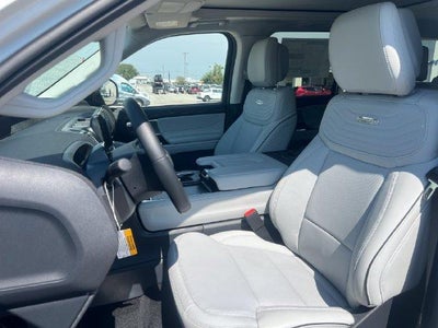 2027 Ford Expedition Max Platinum 4x4