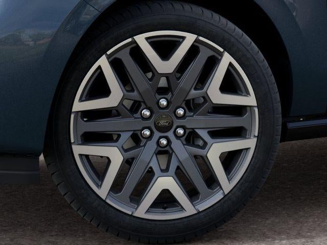 2027 Ford Expedition Max Platinum 4x4