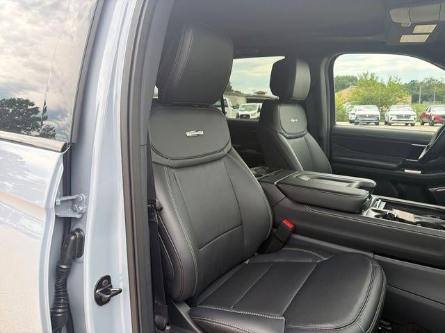2027 Ford Expedition Max Platinum 4x4