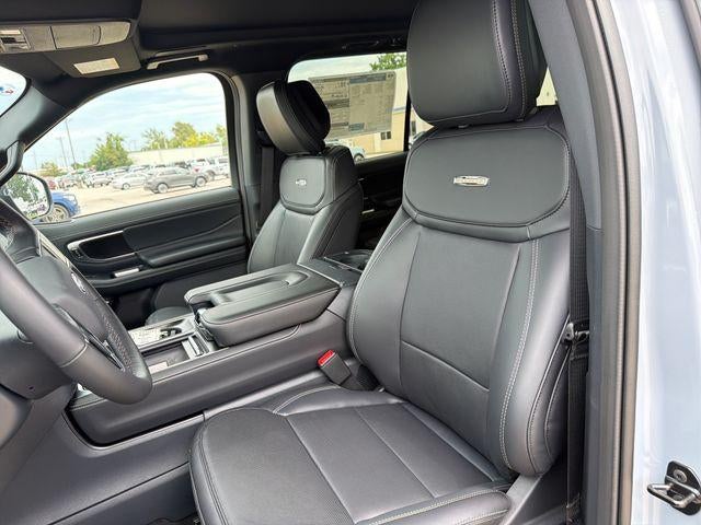 2027 Ford Expedition Max Platinum 4x4