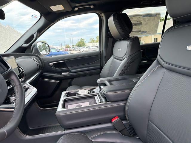 2027 Ford Expedition Max Platinum 4x4