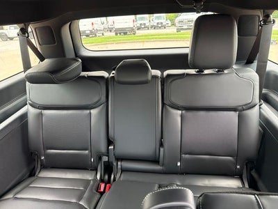 2027 Ford Expedition Max Platinum 4x4