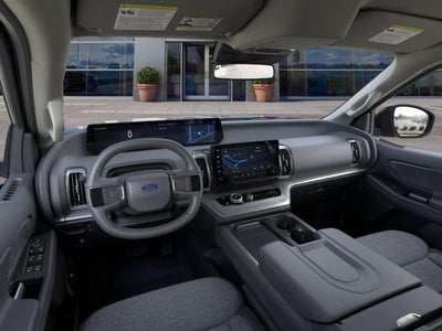 2025 Ford Expedition Active 4x2
