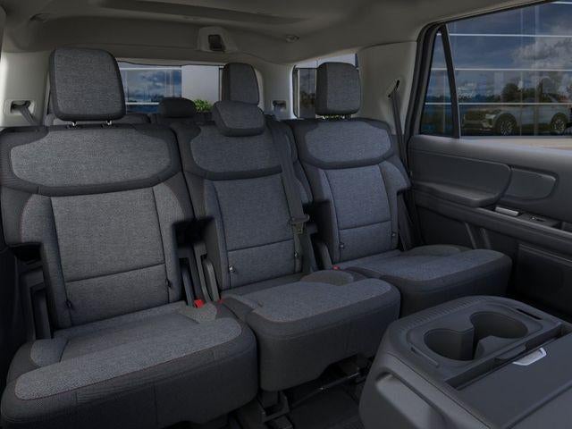 2025 Ford Expedition Active 4x2