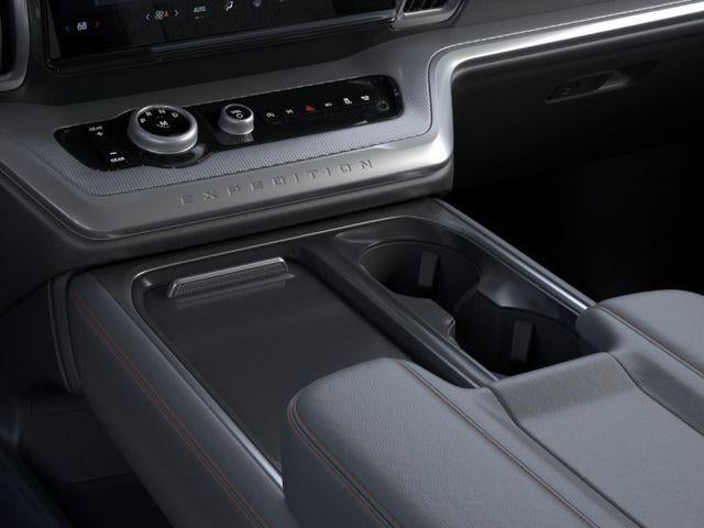 2025 Ford Expedition Active 4x2