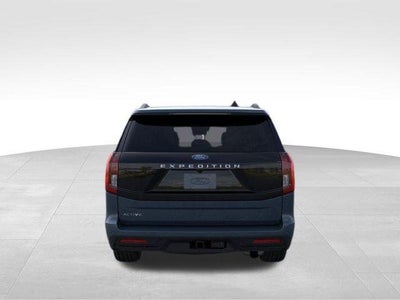 2025 Ford Expedition Active 4x2