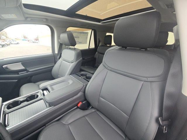 2026 Ford Expedition Active 4x4