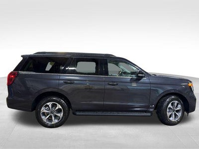 2027 Ford Expedition Active 4x4