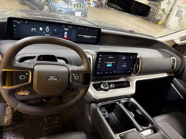 2027 Ford Expedition Active 4x4