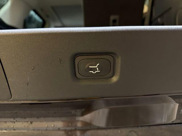 2027 Ford Expedition Active 4x4