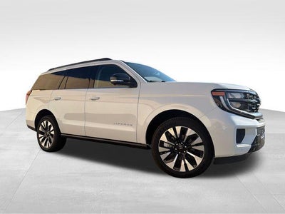 2027 Ford Expedition Platinum 4x4