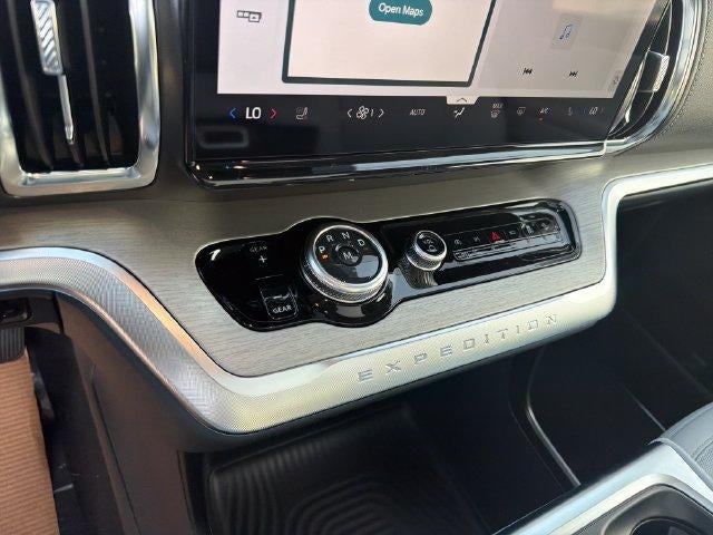 2027 Ford Expedition Platinum 4x4