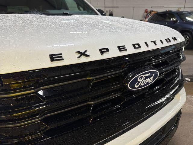 2027 Ford Expedition Platinum 4x4