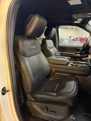 2027 Ford Expedition Platinum 4x4