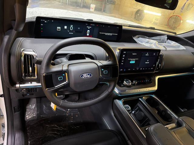 2027 Ford Expedition Platinum 4x4