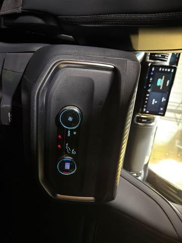 2027 Ford Expedition Platinum 4x4