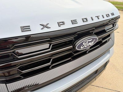 2027 Ford Expedition Platinum 4x4