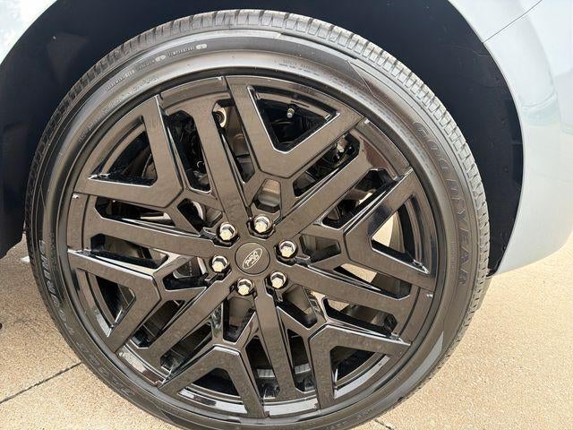 2027 Ford Expedition Platinum 4x4