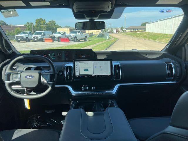 2027 Ford Expedition Platinum 4x4