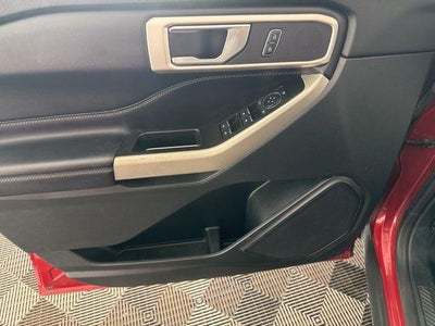 2021 Ford Explorer XLT 4WD