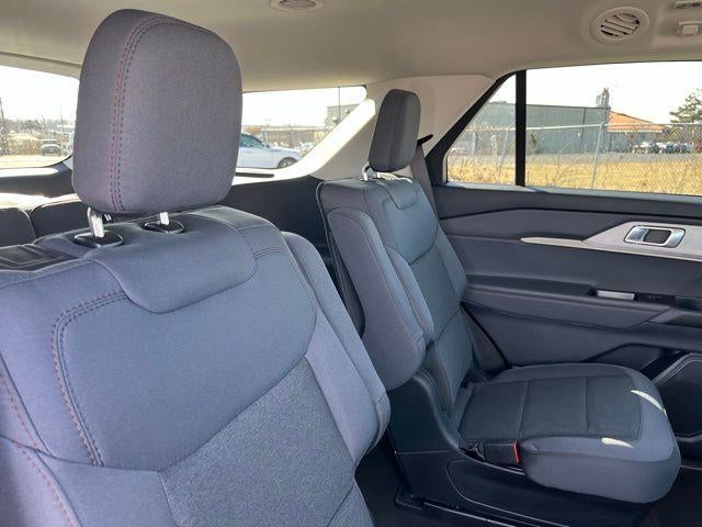 2026 Ford Explorer Active w/100A Pkg 4WD